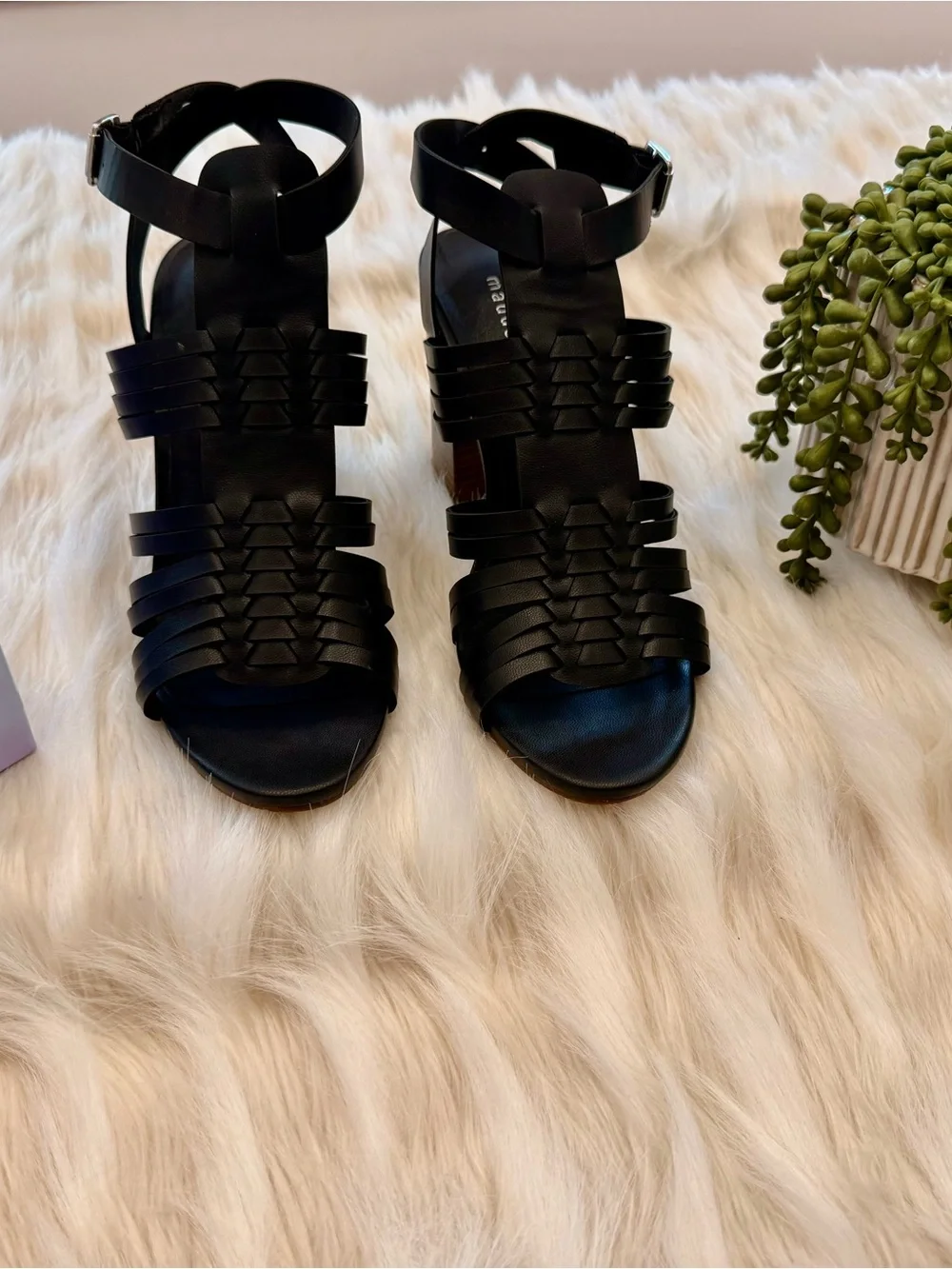 Steve Madden Black Strappy Block Heel Sandals - Picture 6 of 7